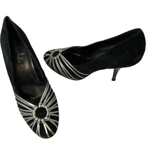 NEWPORT NEWS Black Velvet Heels with Silver Satin Ribbon on Toe Area Size 6
